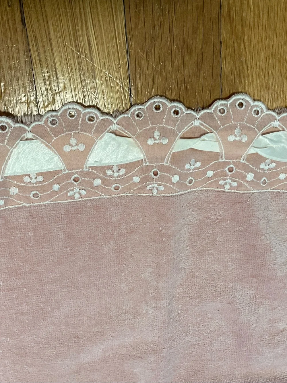 Vintage Laura Ashley Avanti Pink Eyelet Lace Bath Towel Set Cottagecore
